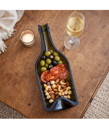 Demi Prosec en situation apéritive, idéale pour servir tapas et gourmandises lors d’un moment convivial.